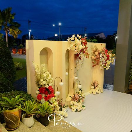 Eireann Boutique Hotel Prakhon Chai Bagian luar foto