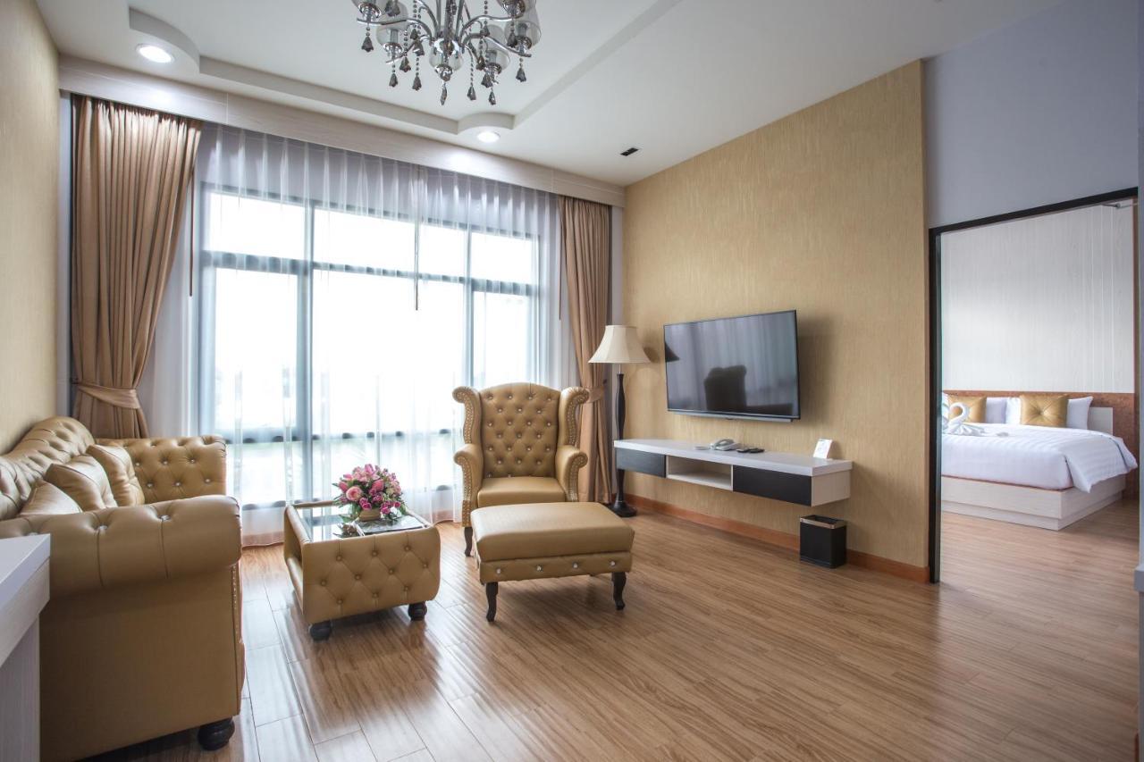 Eireann Boutique Hotel Prakhon Chai Bagian luar foto