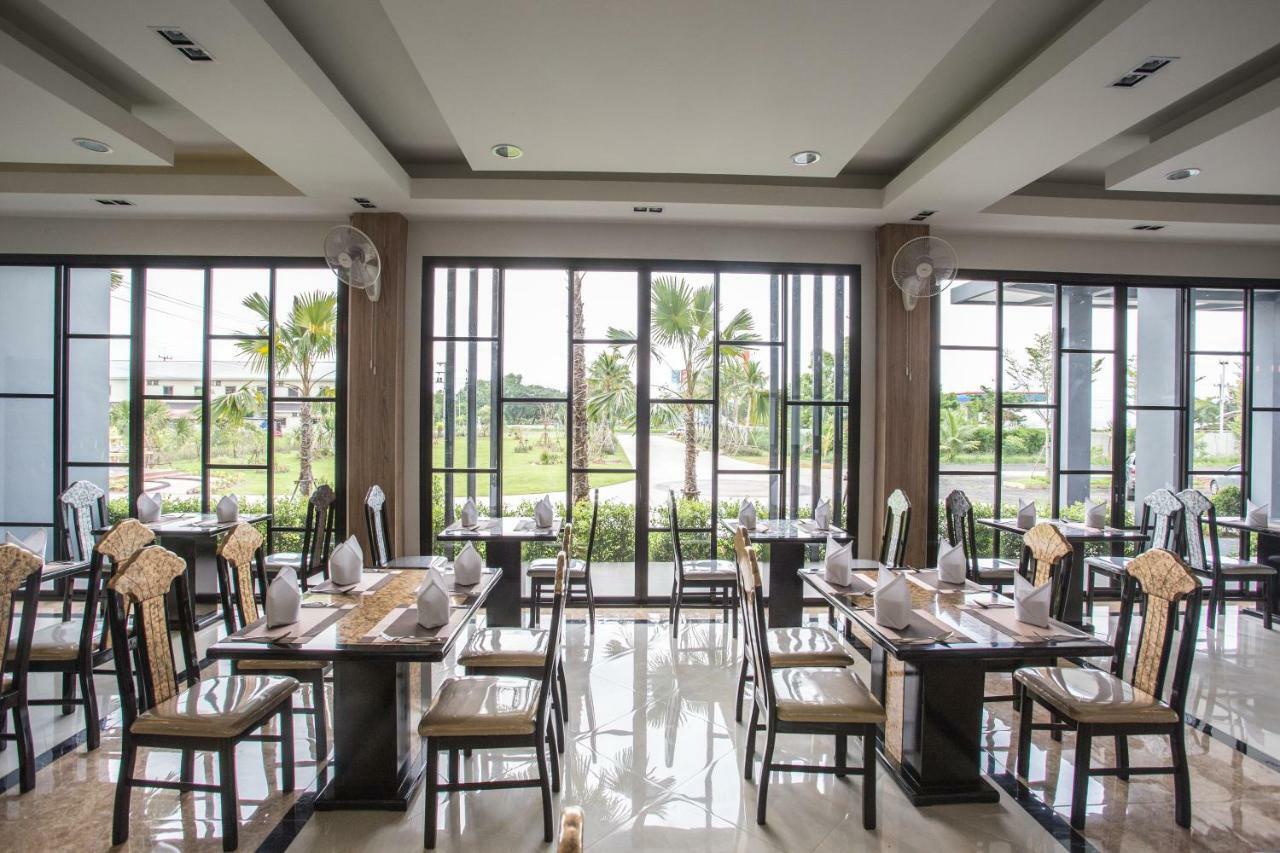Eireann Boutique Hotel Prakhon Chai Bagian luar foto
